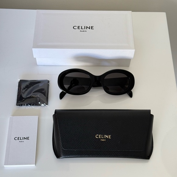 Celine Oval Triomphe Frame - Picture 2 of 9